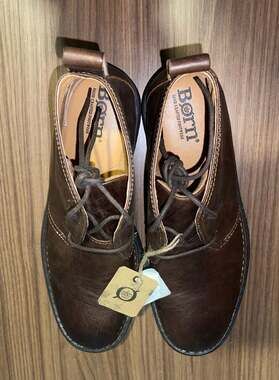 Born Men's Bismark Brown Leather Chukka Boots Size 10.5M NWT